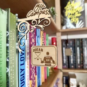 Écriteau de bibliothèque « Off Campus » Garrett 44